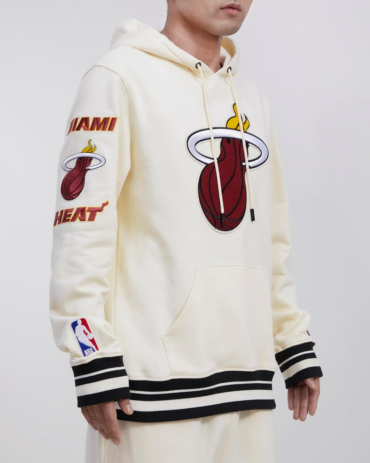 Pro Standard Mens NBA Retro Classics Pull Over Hoodie - Image 4